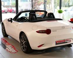 Mazda MX-5 ND Roadster 2.0 160cv Selection 0 Mazda MX-5 ND Roadster 2.0 160cv Selection 0