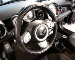 Mini Cooper Cabriolet 1.6 122cv R57 9