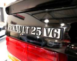 Renault 25 V6 2.7 144cv Limousine Pack Executive 10