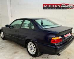 BMW 318is E36 140cv 12