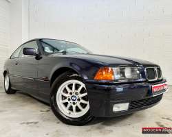 BMW 318is E36 140cv 3