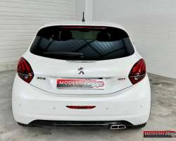 Peugeot 208 GTI 1.6 THP 208cv 3