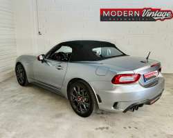 Abarth 124 Spider 170cv BVA6 8