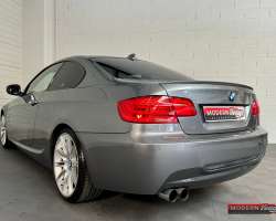 BMW 325i E92 Coupé 218cv Pack Sport M 12