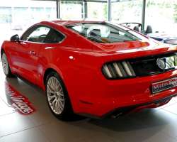 Ford Mustang GT Fastback 5.0 V8 421 BV6 13