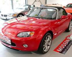 Mazda MX-5 Roadster 2.0 160 3RD Generation 1085/3000 3 Mazda MX-5 Roadster 2.0 160 3RD Generation 1085/3000 3