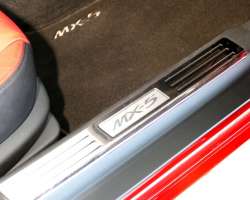 Mazda MX-5 Roadster 2.0 160 3RD Generation 1085/3000 4