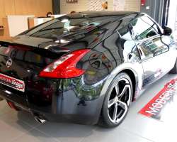 Nissan 370 Z Pack 3.7 V6 328 Auto 8