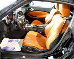 Nissan 370 Z Pack 3.7 V6 328 Auto 13