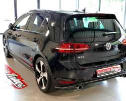 Volkswagen Golf VII 2.0 GTI 230 Performance 11