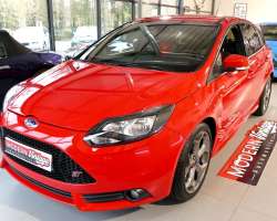 Ford Focus ST 2.0 Ecoboost 250cv 3 Ford Focus ST 2.0 Ecoboost 250cv 3