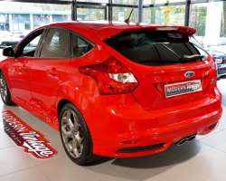 Ford Focus ST 2.0 Ecoboost 250cv 10