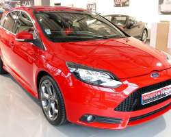 Ford Focus ST 2.0 Ecoboost 250cv 12