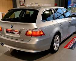 BMW 530dA Touring E61 235cv Luxe 11