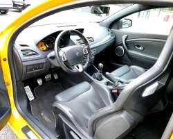 Renault Megane 3 RS Trophy 265cv 17