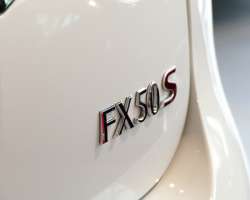 Infiniti FX 50 S Premium V8 390cv Limited Edition 21