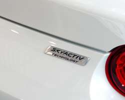 Mazda MX-5 2.0 Skyactiv-G 160cv Sélection 13