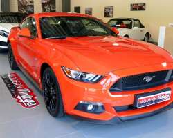 Ford Mustang 5.0 V8 421cv GT Fastback 20