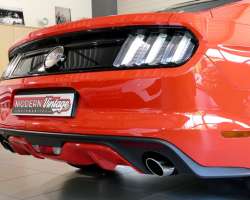 Ford Mustang 5.0 V8 421cv GT Fastback 24