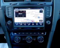 VOLKSWAGEN GOLF VII GTI 220 GPS/XENON/TO 10