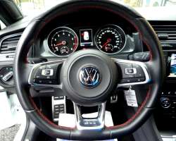 VOLKSWAGEN GOLF VII GTI 220 7