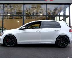 VOLKSWAGEN GOLF VII GTI 220 17