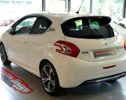 Peugeot 208 GTI 1.6 THP 200 14