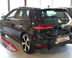 Volkswagen Golf VII GTI Performance 230cv 9