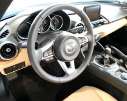 Mazda MX-5 Skyactiv 1.5 131 Sakura Neuve! 4 Mazda MX-5 Skyactiv 1.5 131 Sakura Neuve! 4