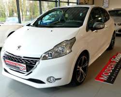 Peugeot 208 GTI 1.6 THP 200 3 Peugeot 208 GTI 1.6 THP 200 3