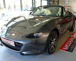 Mazda MX-5 Roadster 2.0 160 Skyactiv Sakura 3