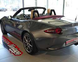 Mazda MX-5 Roadster 2.0 160 Skyactiv Sakura 9