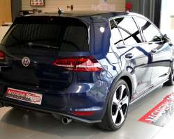 Volkswagen Golf VII GTI Performance 230cv DSG 17