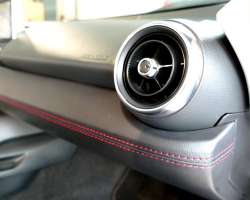 Mazda MX-5 2.0 160 Roadster Selection Recaro 6