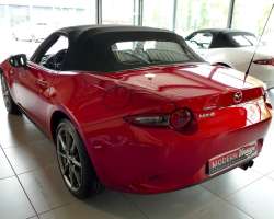 Mazda MX-5 2.0 160 Roadster Selection 12