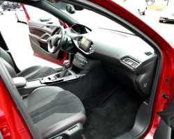 Peugeot 308 GTI 1.6 THP 270cv 7