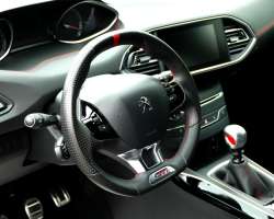 Peugeot 308 GTI 1.6 THP 270cv 13