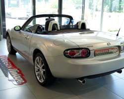 Mazda MX-5 2.0 160cv Roadster Niseko 7