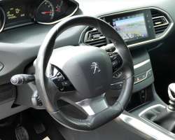 Peugeot 308 1.6 THP 125cv Allure 5 Peugeot 308 1.6 THP 125cv Allure 5