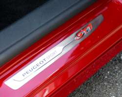 Peugeot 308 GTI 1.6 THP 270 7