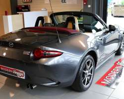 Mazda MX-5 Skyactiv-G 1.5 131cv Sakura 19