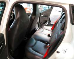 Renault Clio RS 1.6 TCe Trophy EDC 220cv 4 Renault Clio RS 1.6 TCe Trophy EDC 220cv 4