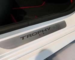 Renault Clio RS 1.6 TCe Trophy EDC 220cv 7