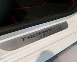 Renault Clio RS 1.6 TCe Trophy EDC 220cv 7