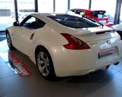 Nissan 370Z Coupe 3.7 V6 328cv 9