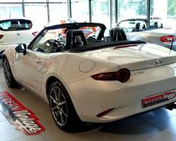 Mazda MX-5 ND 2.0 160 Roadster Selection Recaro 12