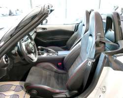 Mazda MX-5 ND 2.0 160 Roadster Selection Recaro 17