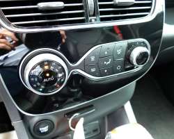 Renault Clio 4 RS Trophy 220 EDC 11