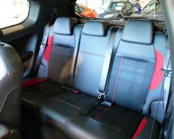 Peugeot 208 GTi 1.6 THP 200 4 Peugeot 208 GTi 1.6 THP 200 4