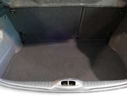 Peugeot 208 GTi 1.6 THP 200 5 Peugeot 208 GTi 1.6 THP 200 5